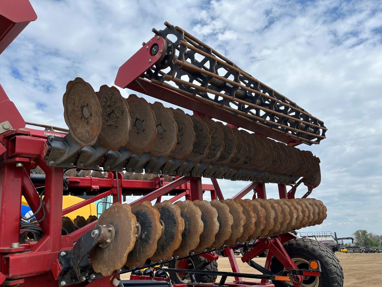 2020 Salford Halo - HSD - 40' Vertical Tillage