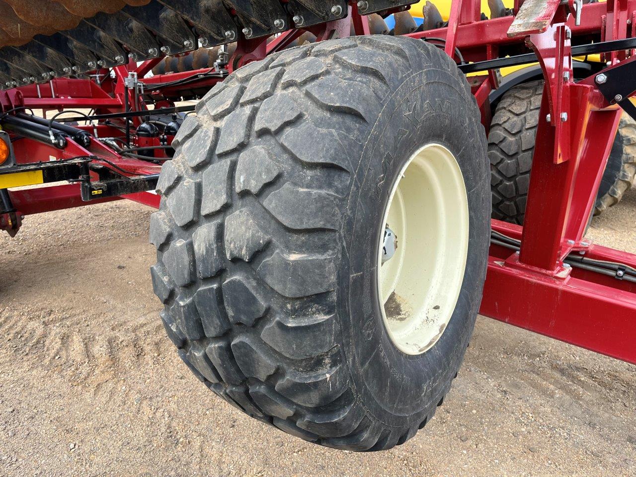 2020 Salford Halo - HSD - 40' Vertical Tillage