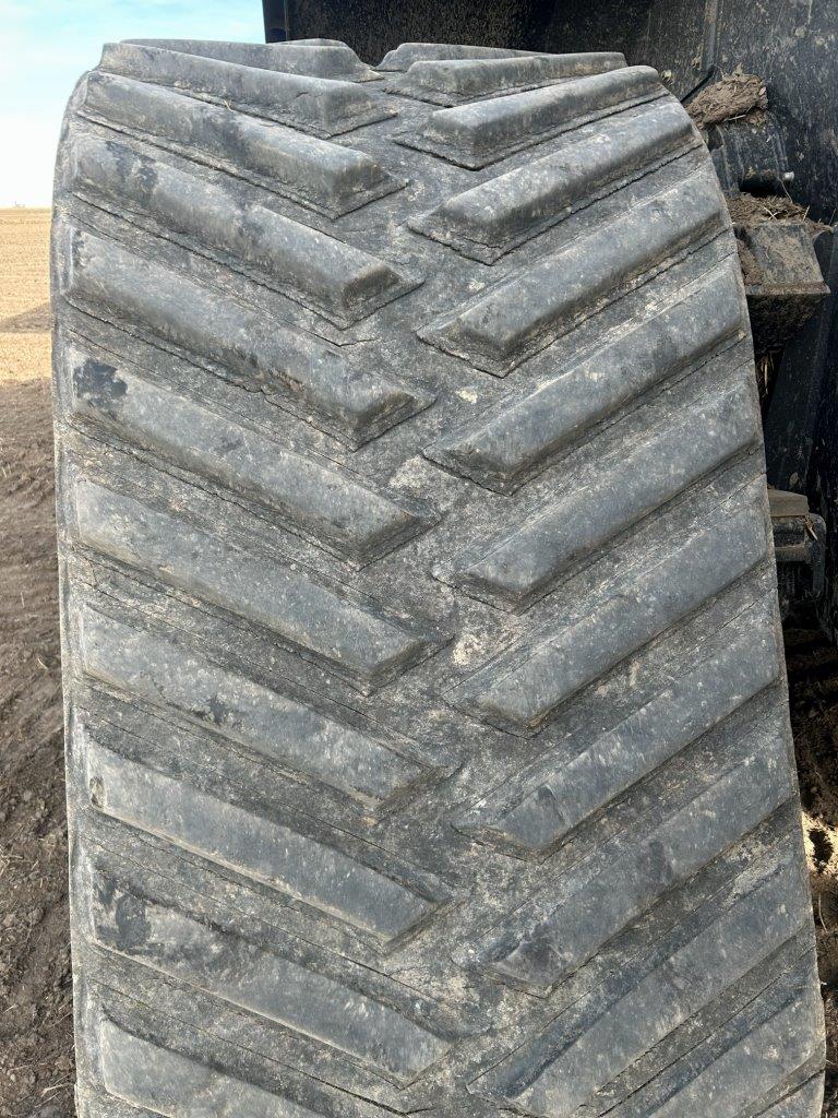 2017 New Holland T9.645 SmartTrax Tractor