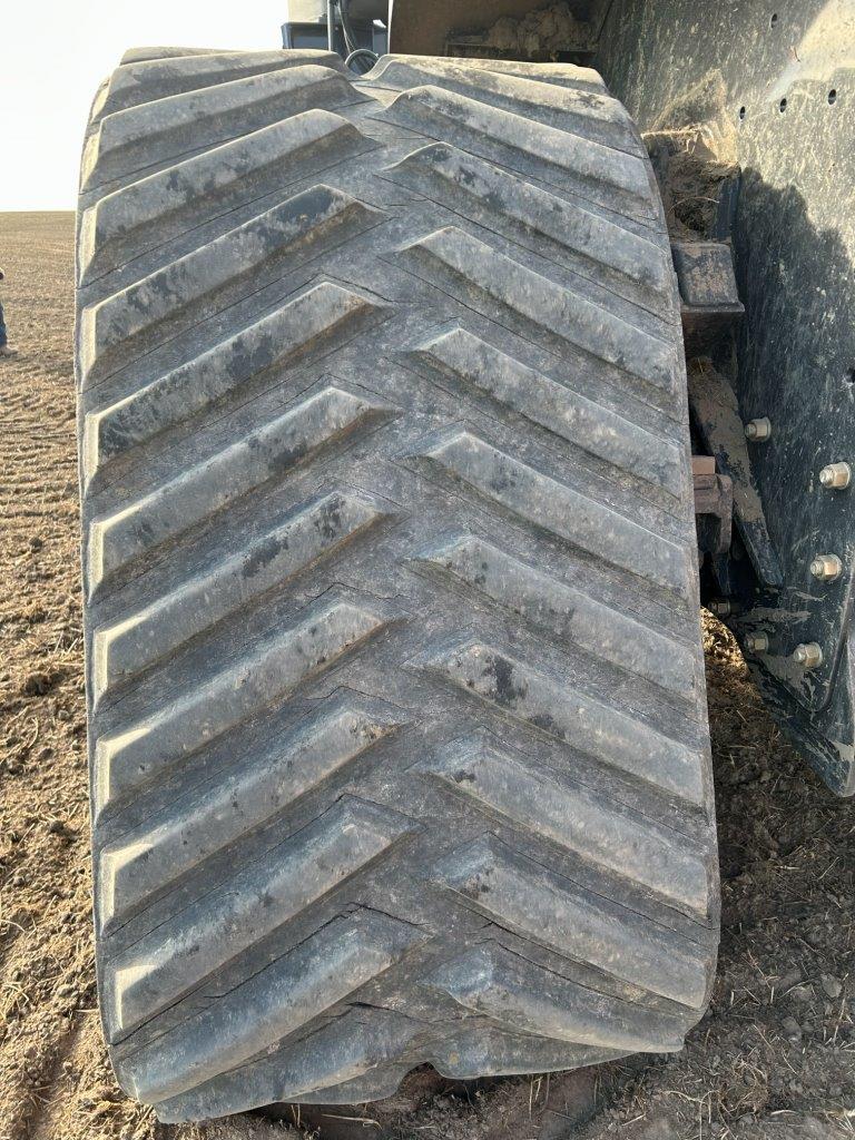 2017 New Holland T9.645 SmartTrax Tractor