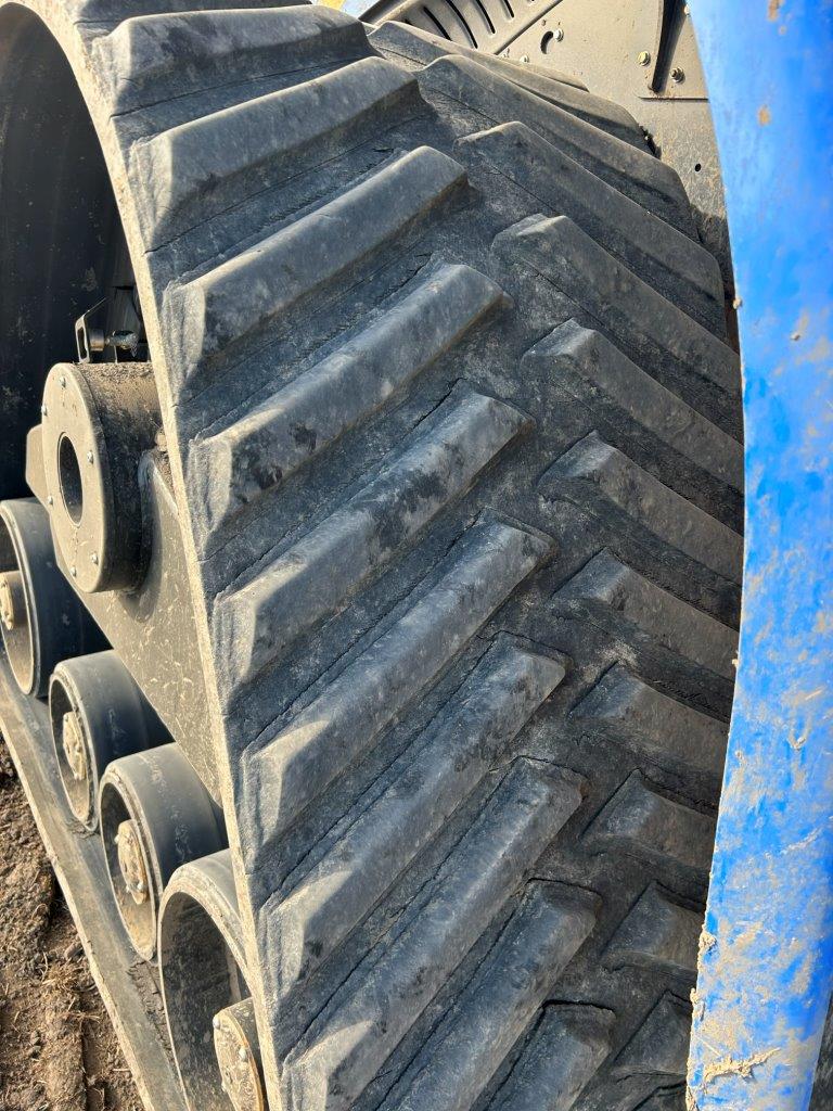 2017 New Holland T9.645 SmartTrax Tractor