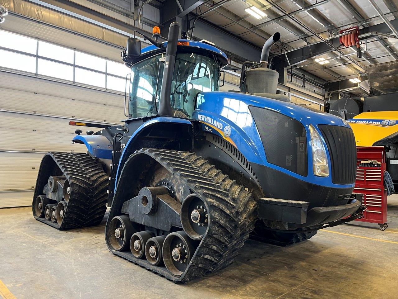 2015 New Holland T9.700 SmartTrax Tractor