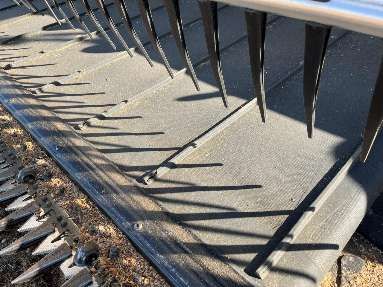 2023 MacDon FD245 JD-21 Header Draper Flex