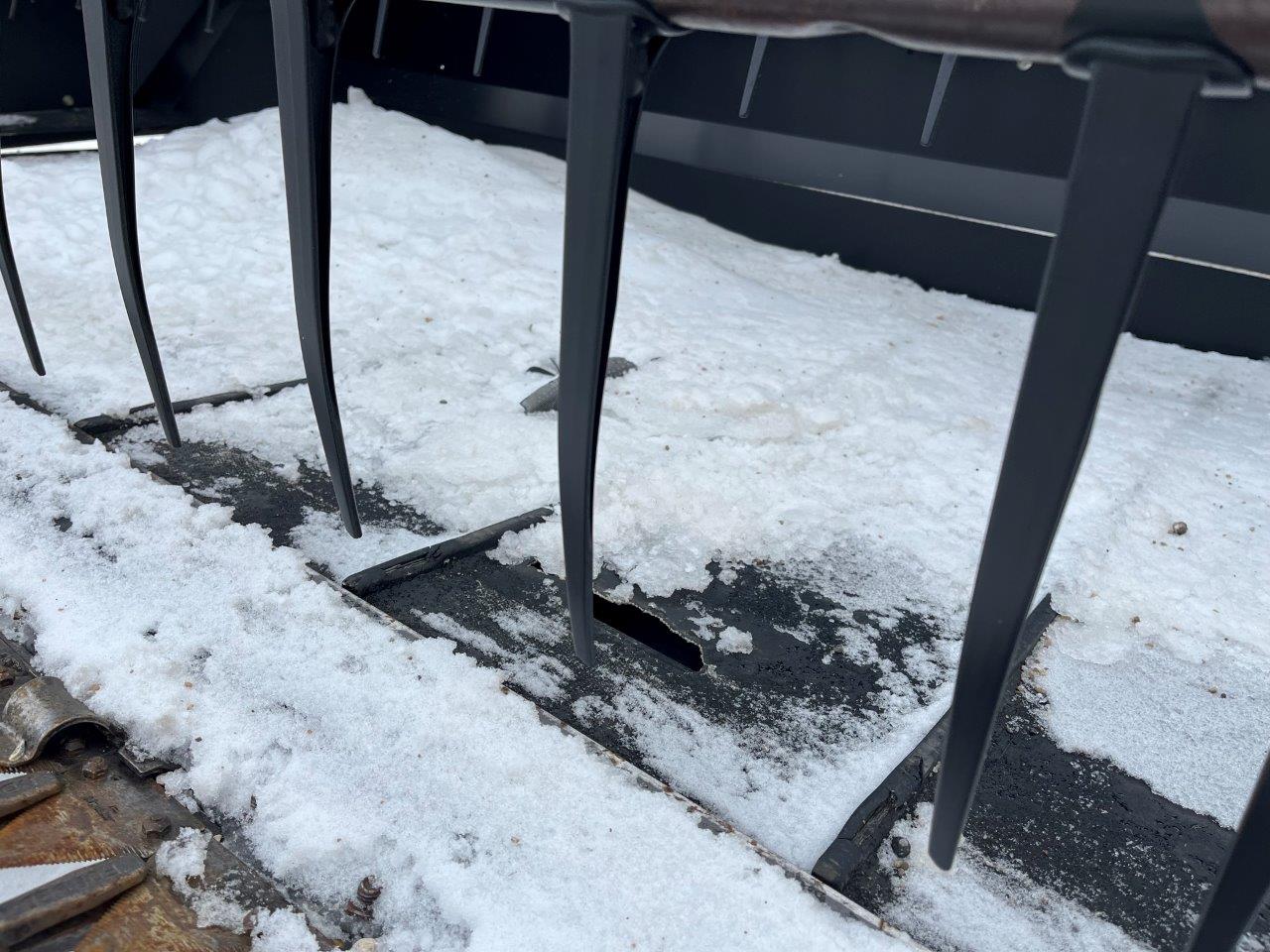 2010 Case IH 2142-35 SK JD-21 Header Draper