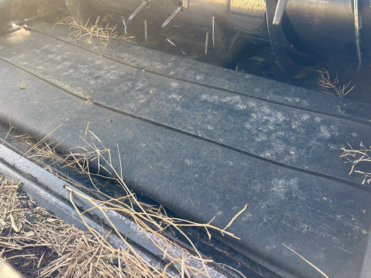 2010 Case IH 2142-35 SK JD-21 Header Draper