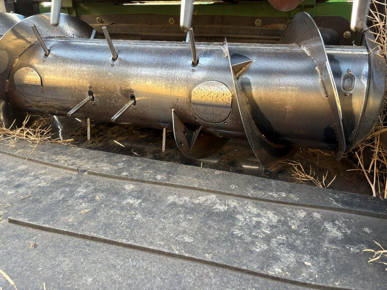 2010 Case IH 2142-35 SK JD-21 Header Draper