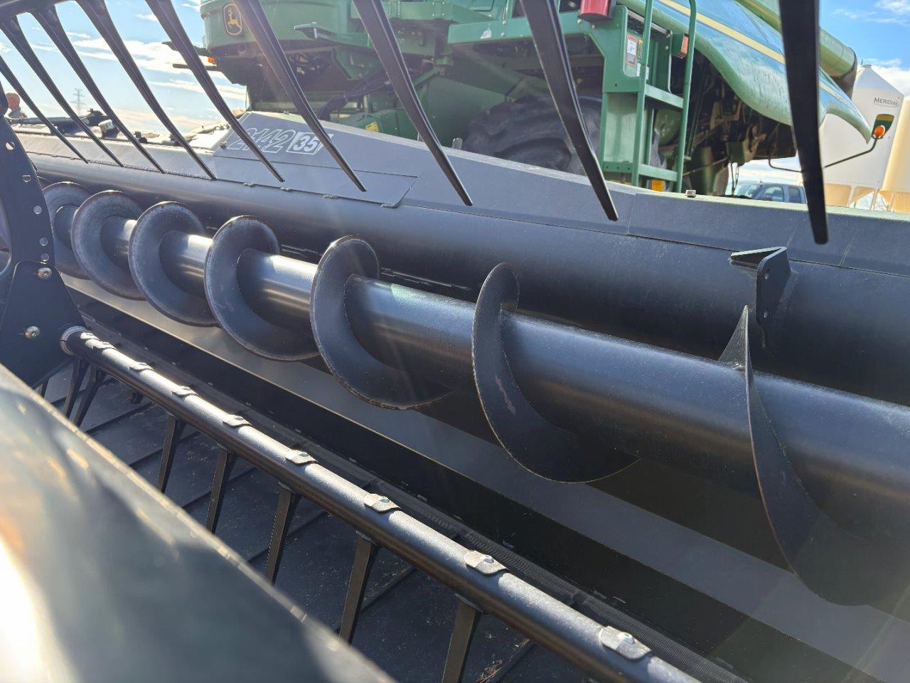 2010 Case IH 2142-35 SK JD-21 Header Draper