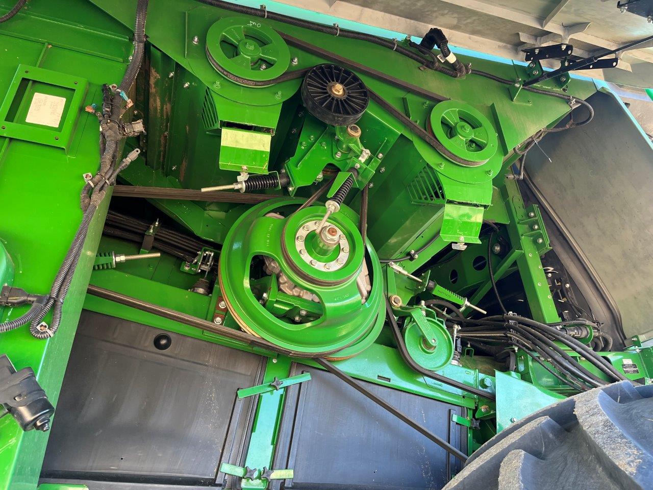 2023 John Deere X9 1000 Combine