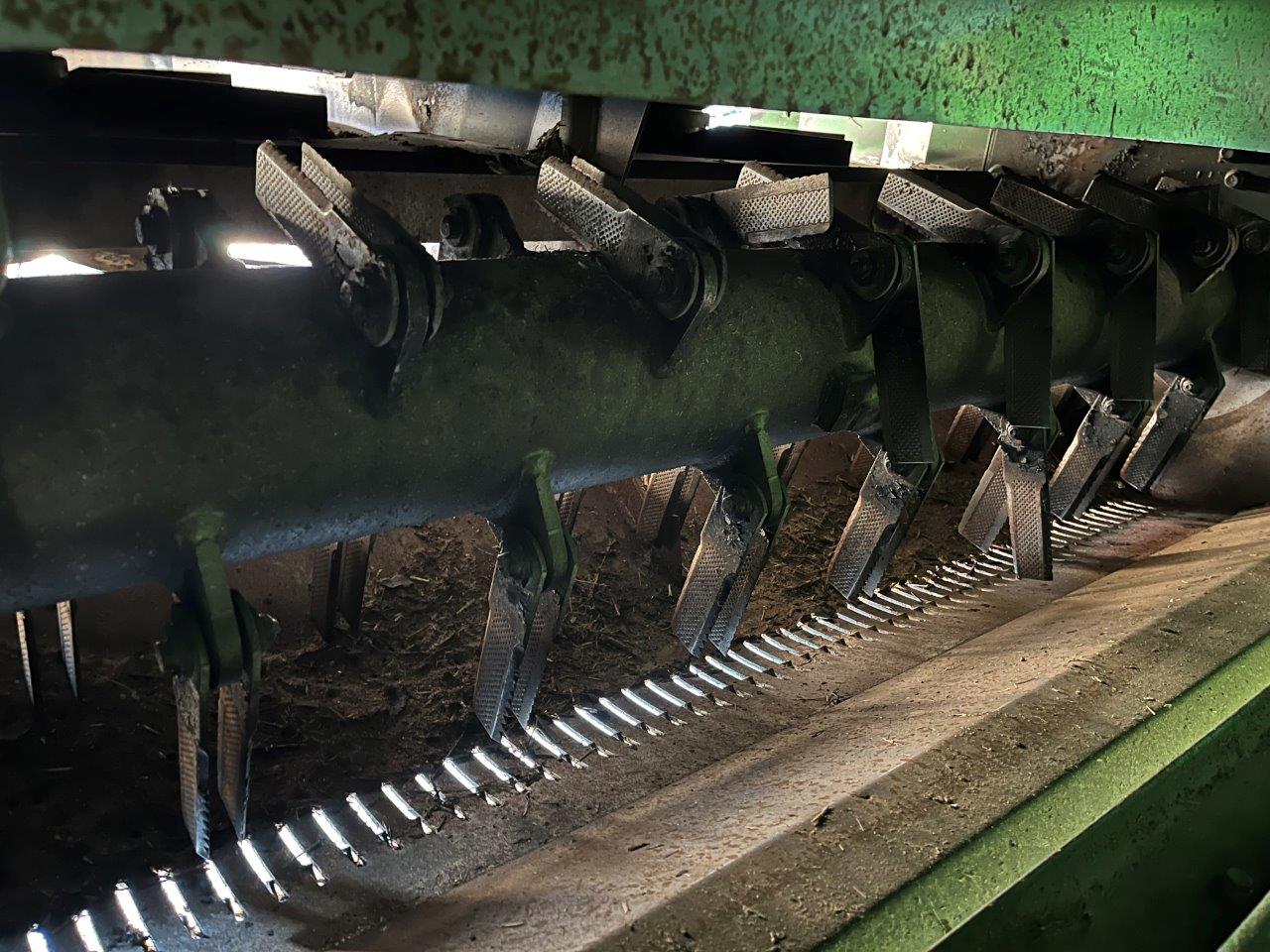 2023 John Deere X9 1000 Combine