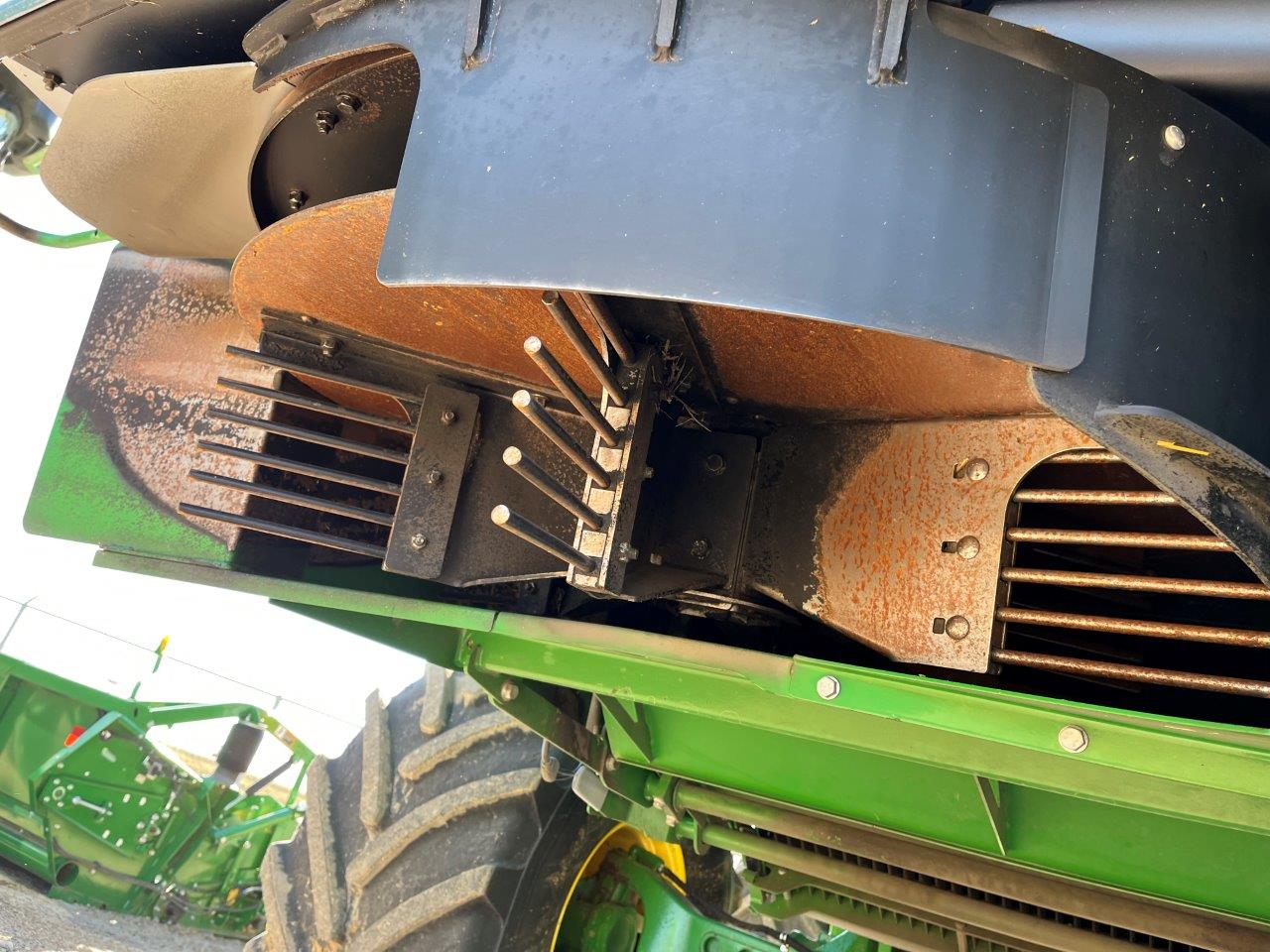 2023 John Deere X9 1000 Combine