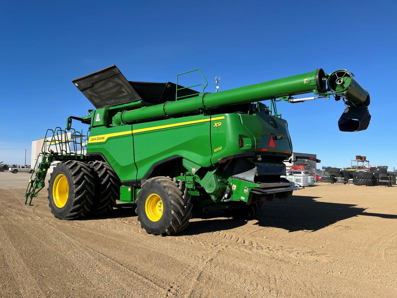 2023 John Deere X9 1000 Combine