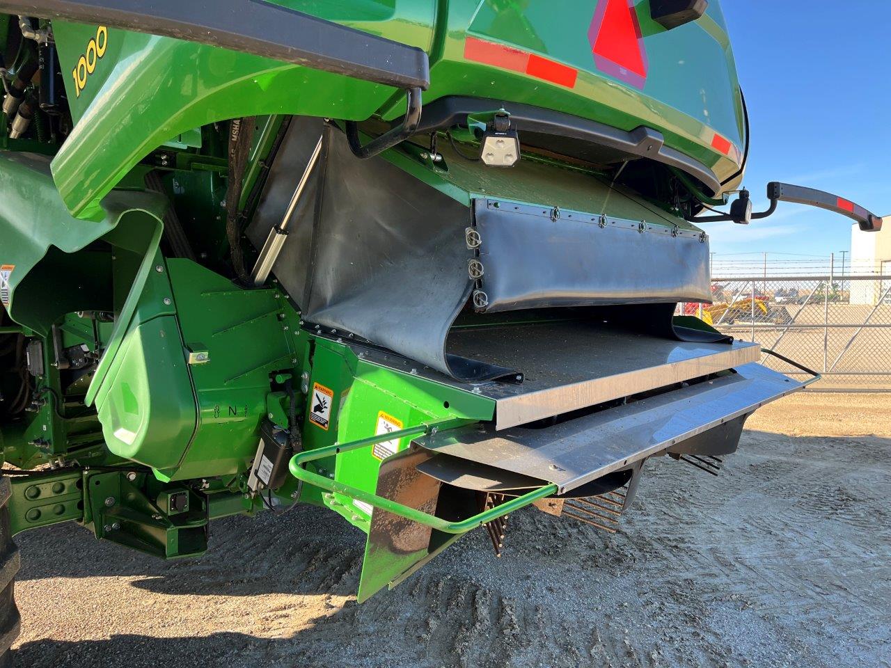 2023 John Deere X9 1000 Combine