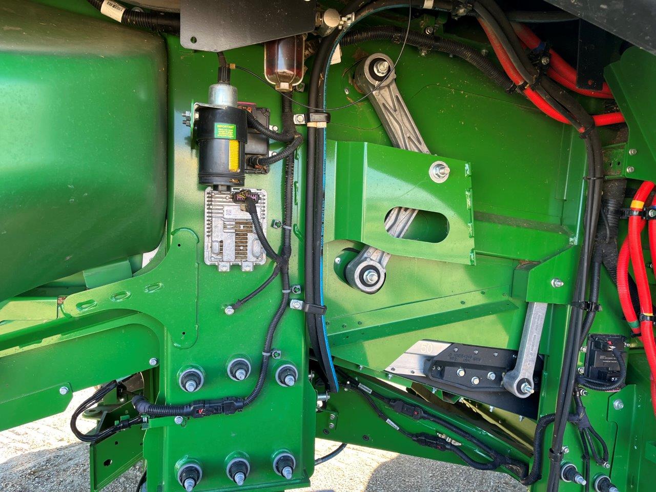 2023 John Deere X9 1000 Combine