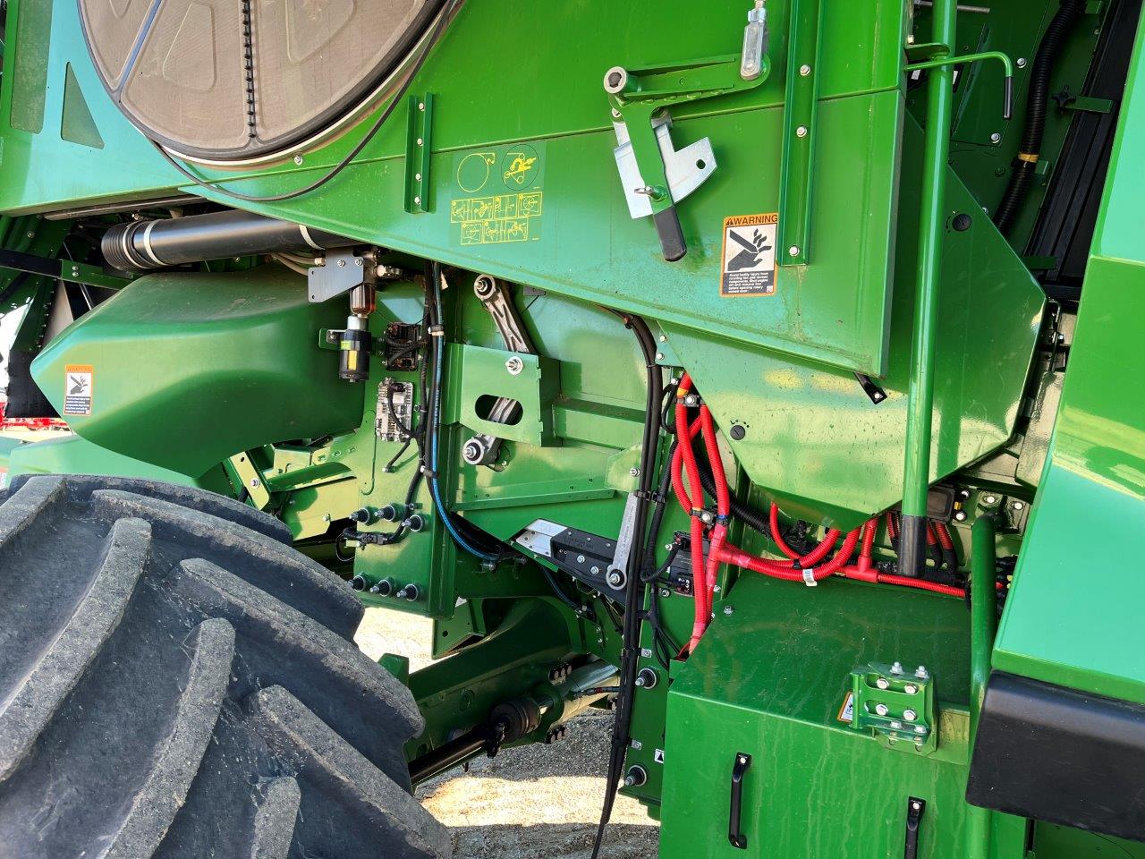 2023 John Deere X9 1000 Combine