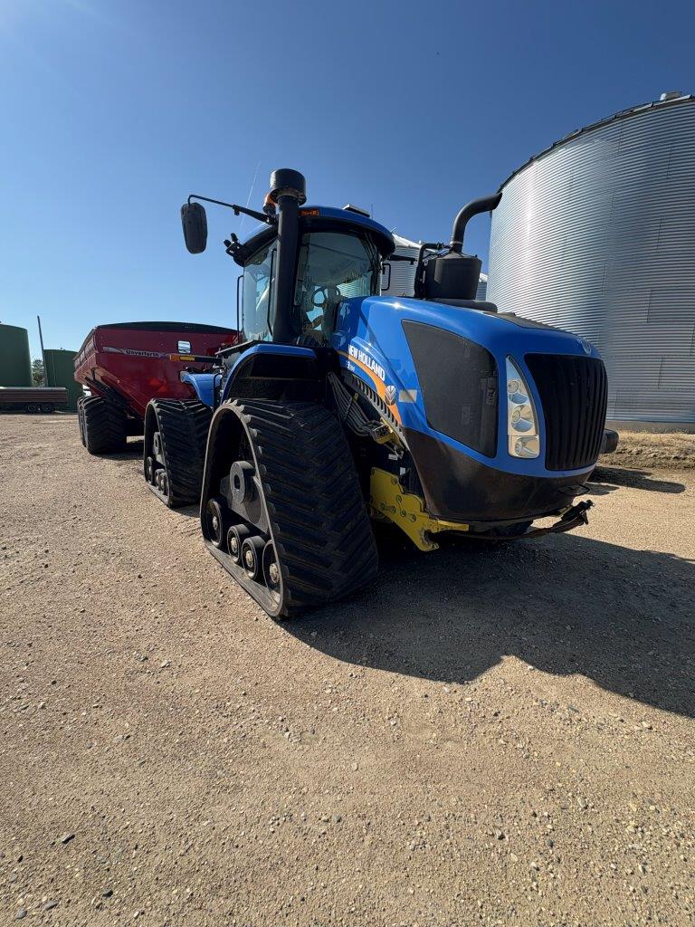 2018 New Holland T9.700 SmartTrax Tractor