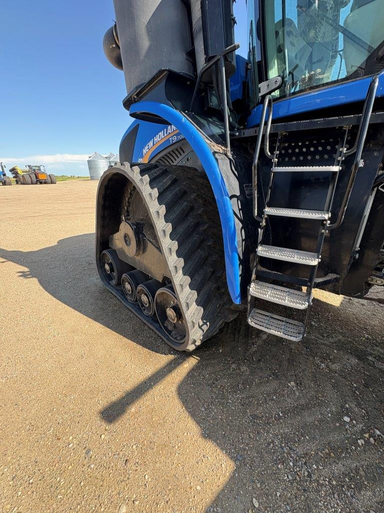 2018 New Holland T9.700 SmartTrax Tractor