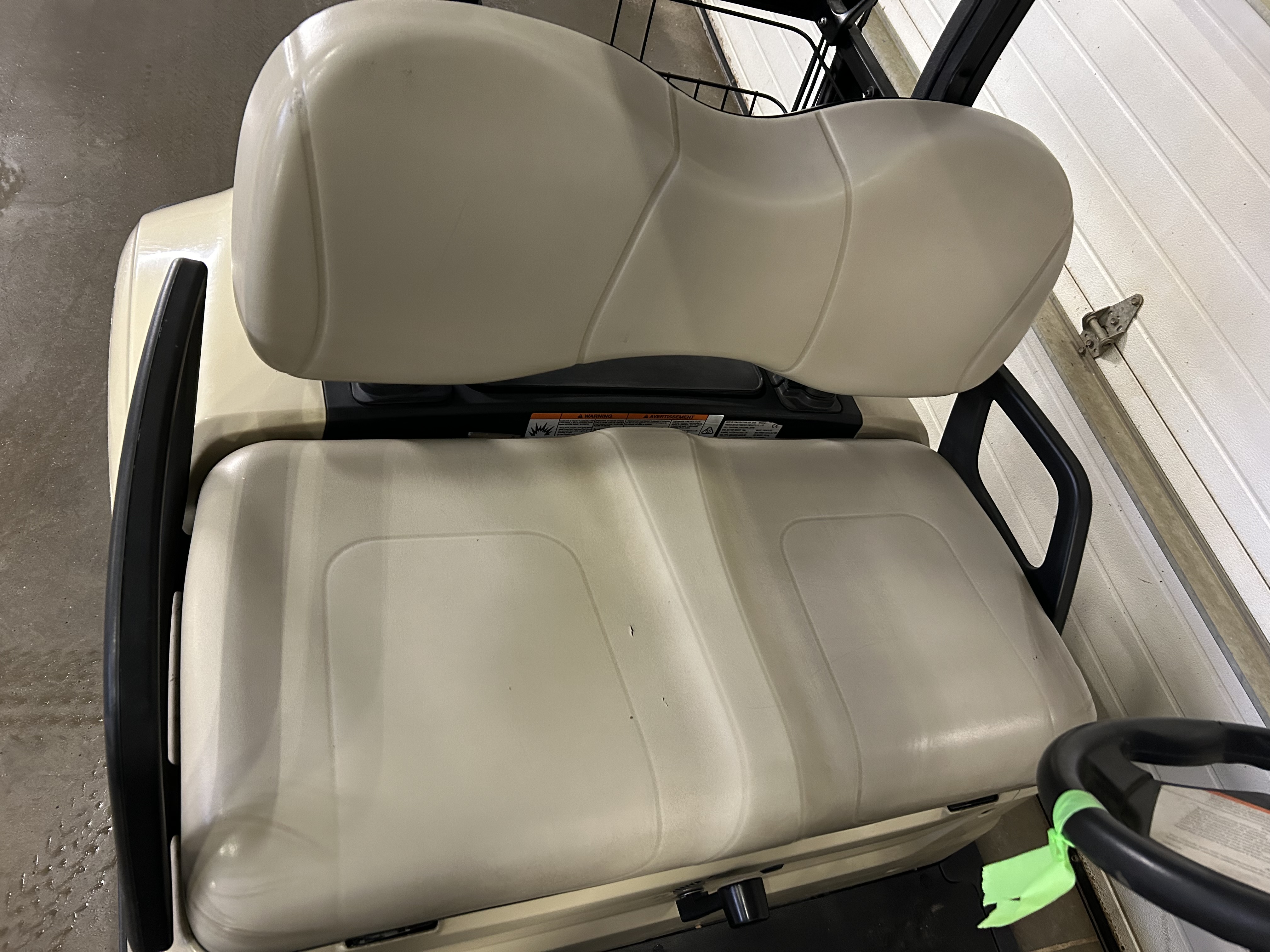 2018 Yamaha Drive 2 - EFI Quietech Golf Cart