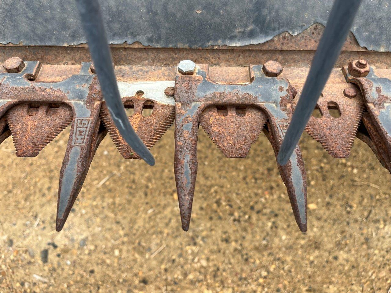 2008 Case IH DHX362 Windrower Draper Header