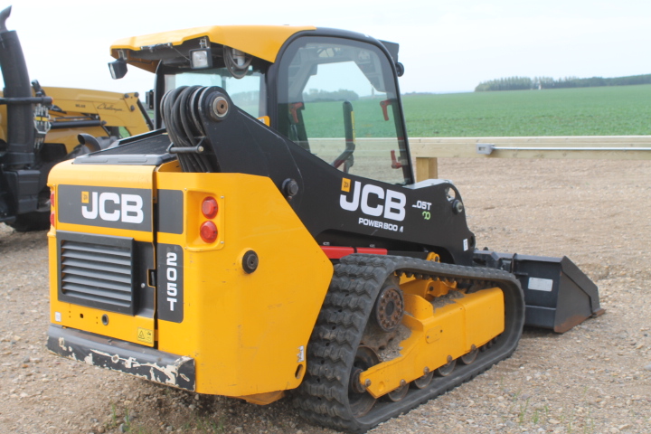 2015 JCB 205T Skid Steer Loader for sale in Kinistino , SK | IronSearch