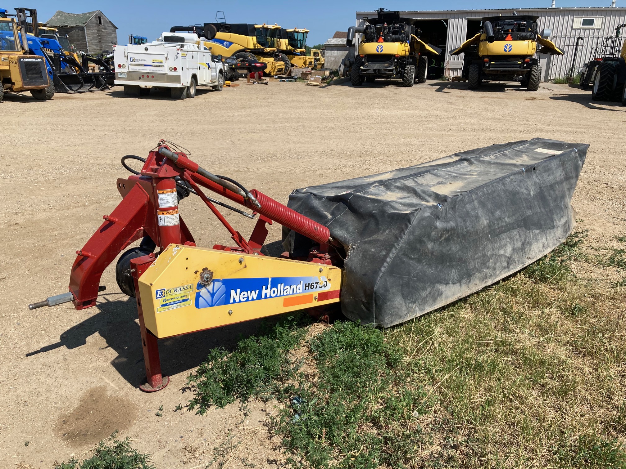 2013 New Holland H6750 - 7'6" (2.3M) Mower/Disc