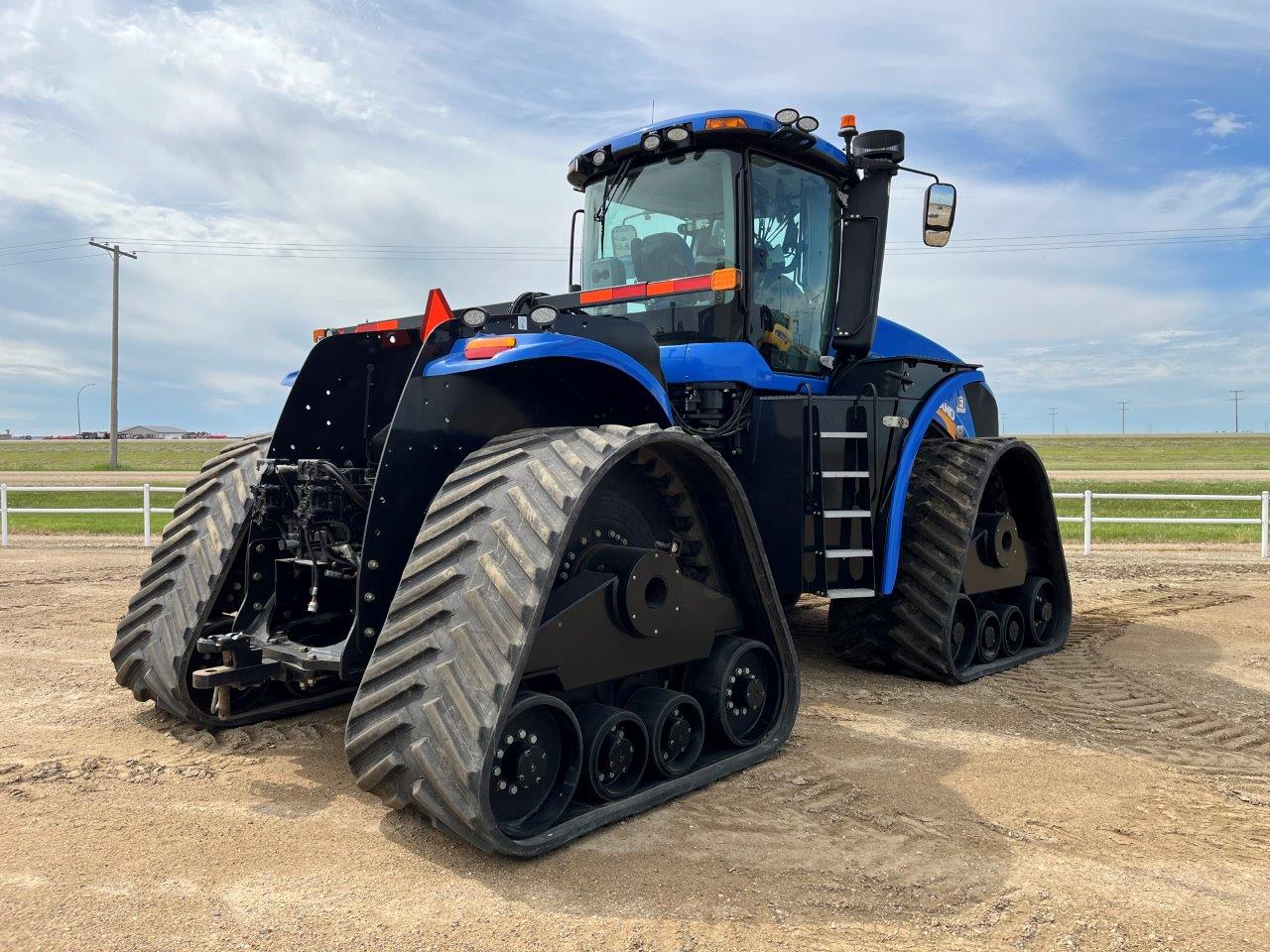 2019 New Holland T9.645 SmartTrax Tractor