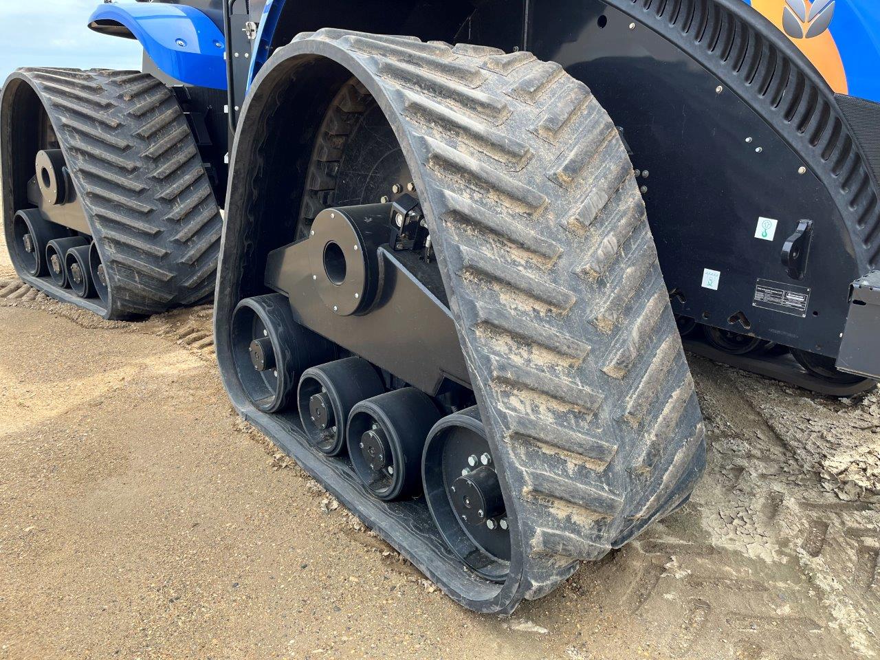 2019 New Holland T9.645 SmartTrax Tractor