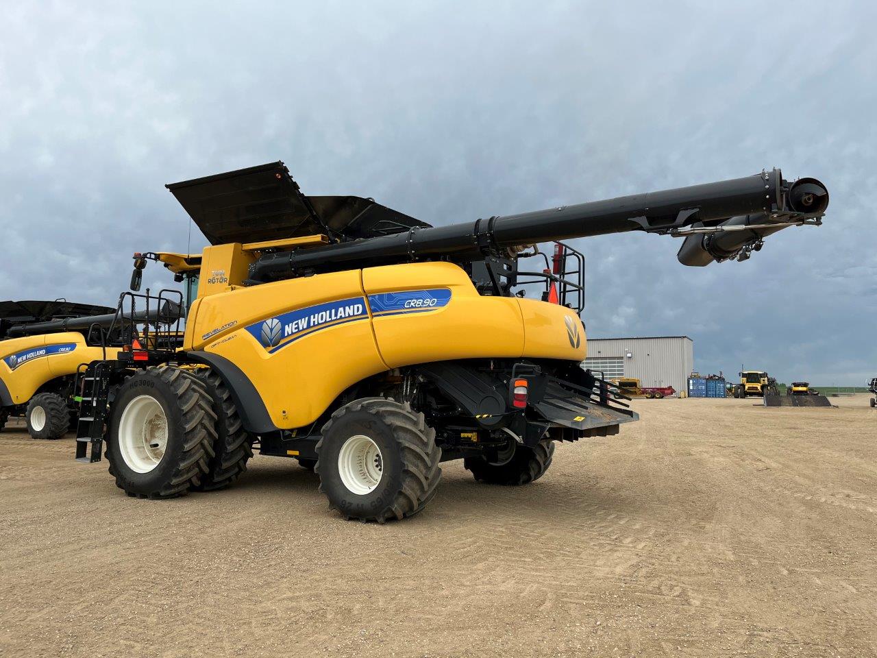2023 New Holland CR8.90 Combine