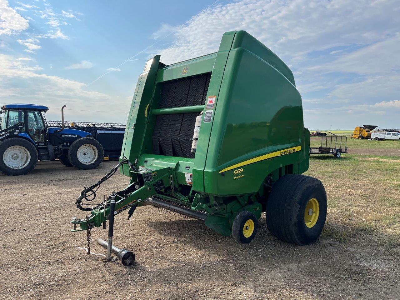 2013 John Deere 569 Premium Baler/Round