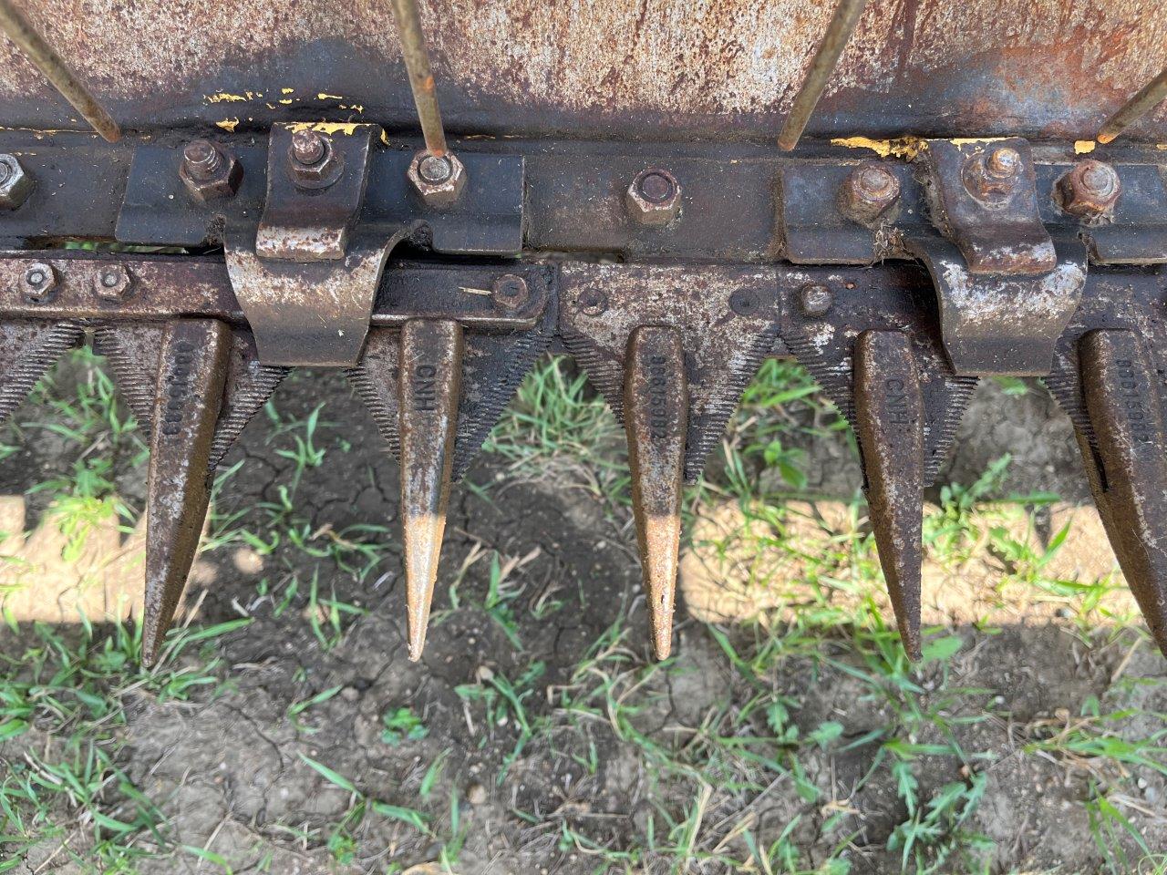 2009 New Holland H7150-16' Mower Conditioner