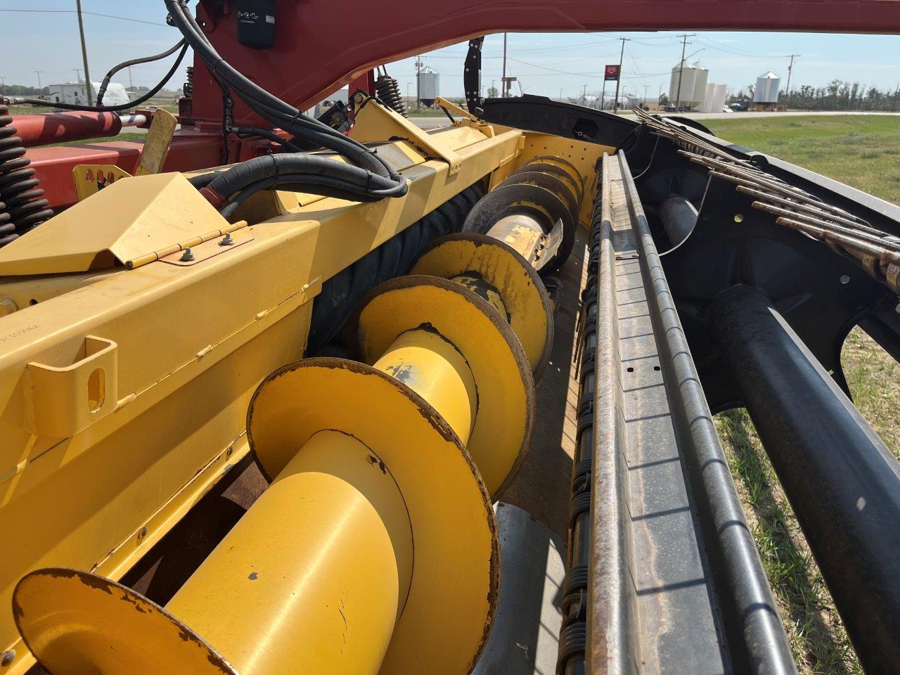 2009 New Holland H7150-16' Mower Conditioner