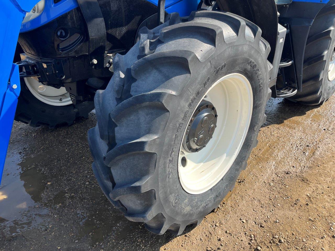 2016 New Holland T6.180 T4B Tractor