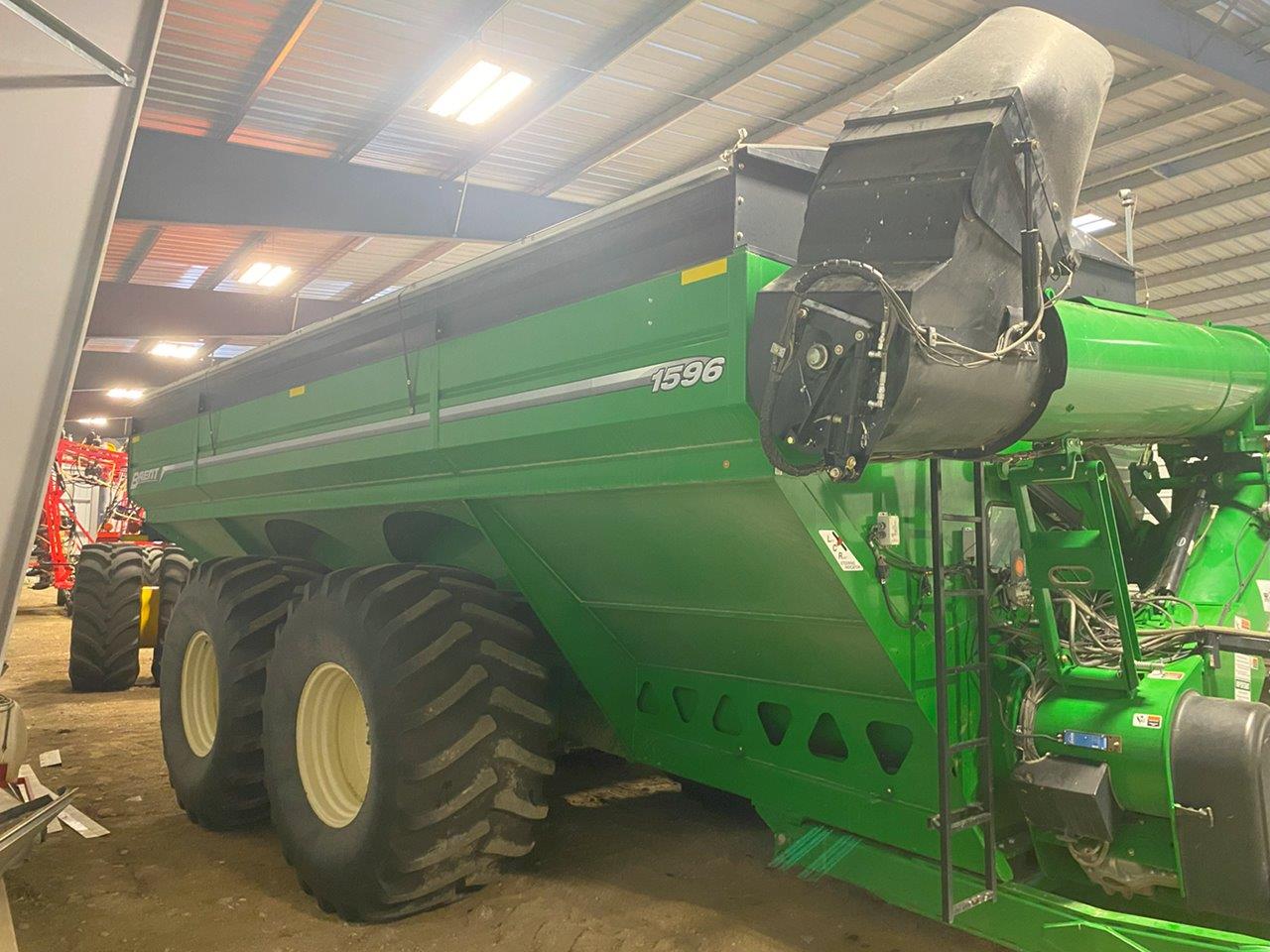 2018 Brent 1596 Grain Cart