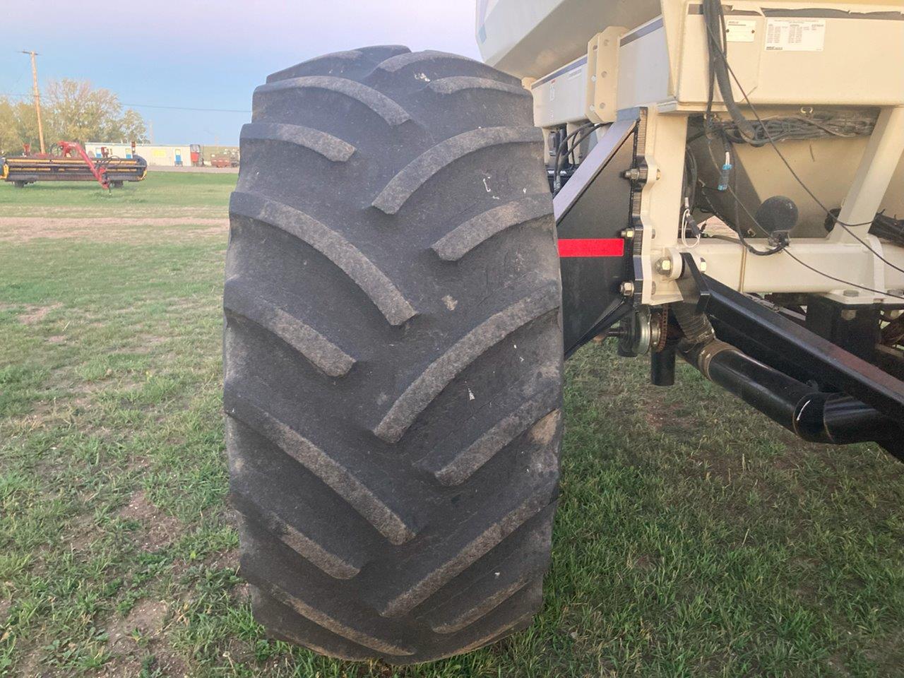 2010 Seed Master 6612 w/ BGT L6350 Frt and BGT 6550ST Rear Air Drill