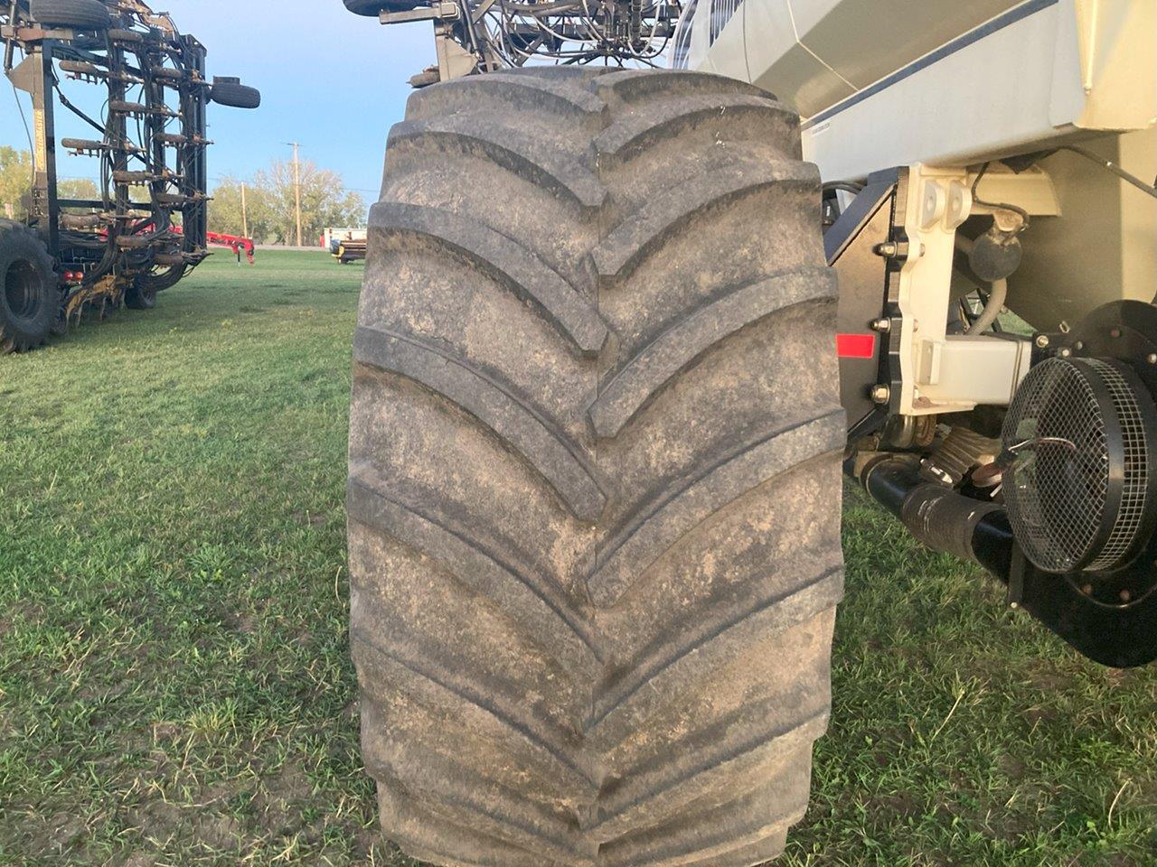 2010 Seed Master 6612 w/ BGT L6350 Frt and BGT 6550ST Rear Air Drill