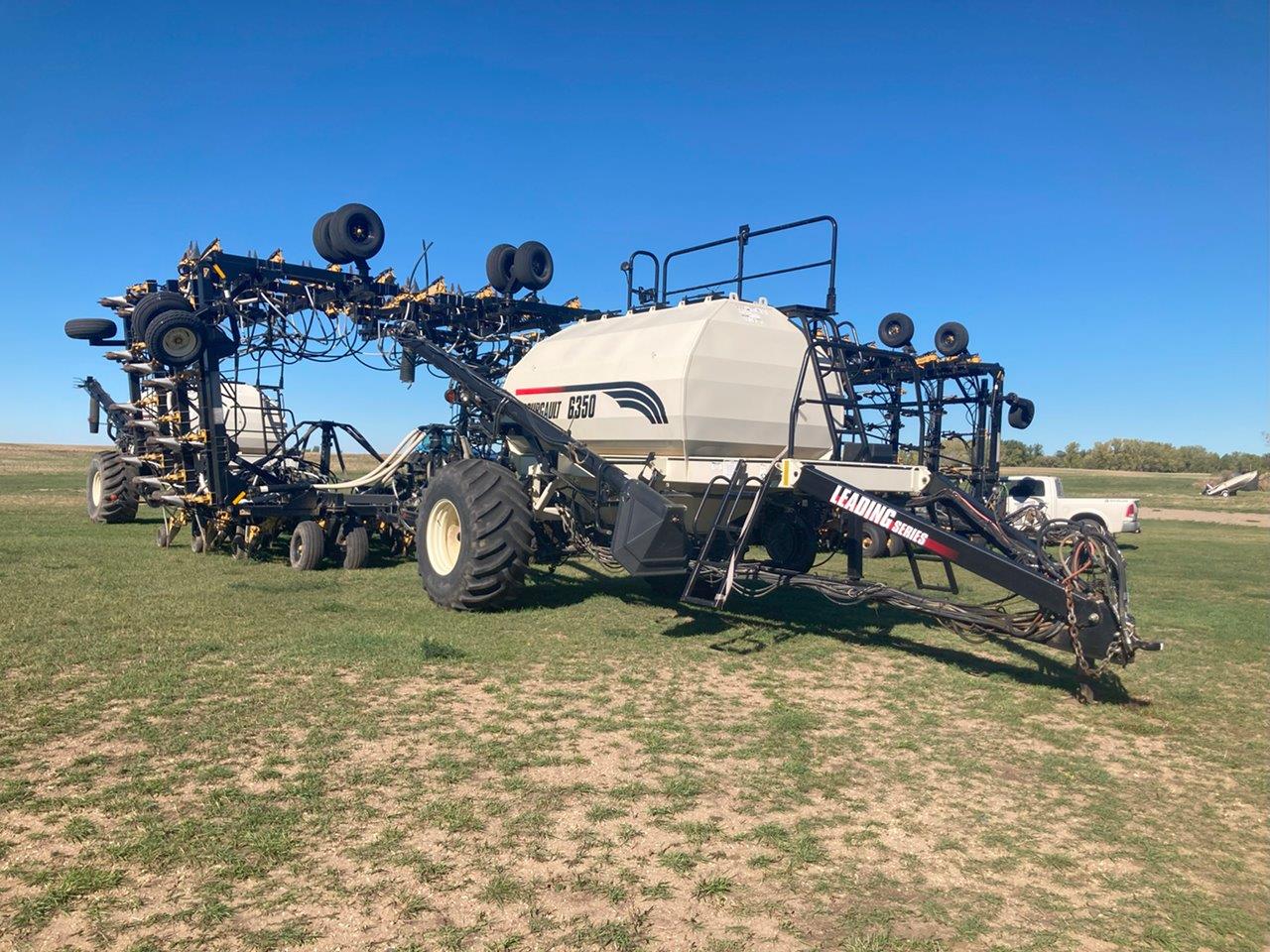 2010 Seed Master 6612 w/ BGT L6350 Frt and BGT 6550ST Rear Air Drill