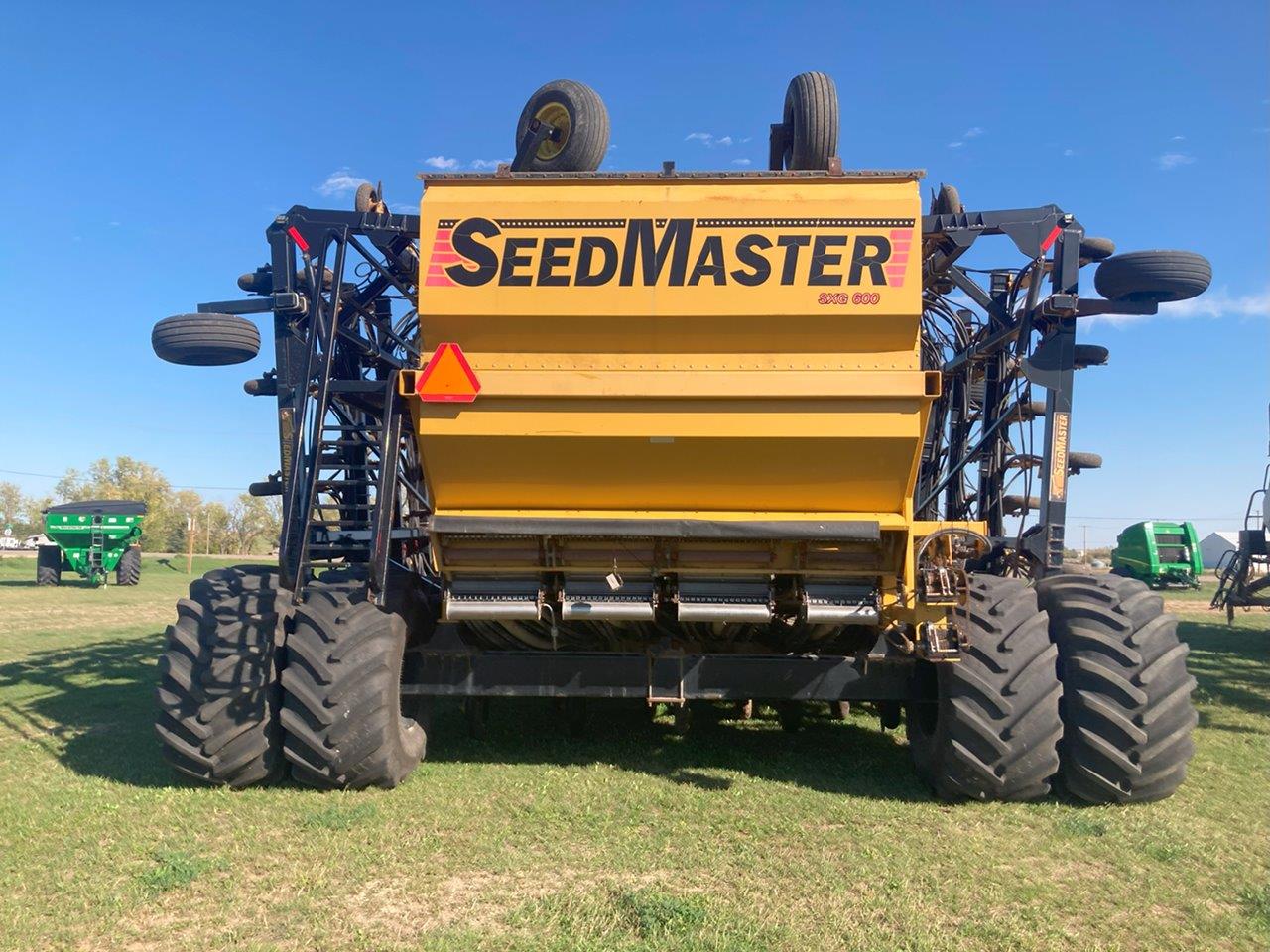 2010 Seed Master 6012 w/ SXG600 Onboard Air Drill