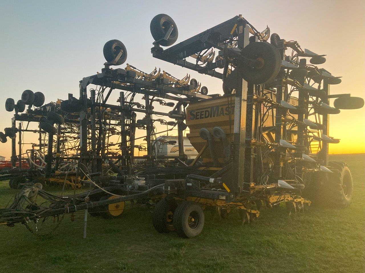 2010 Seed Master 6012 w/ SXG600 Onboard Air Drill