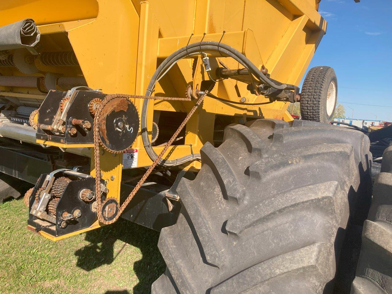 2010 Seed Master 6012 w/ SXG600 Onboard Air Drill