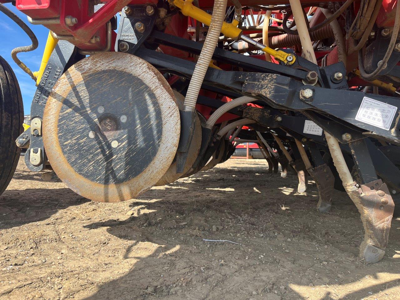 2014 Bourgault 3320QDA 76'10" w/ 7700 Air Drill