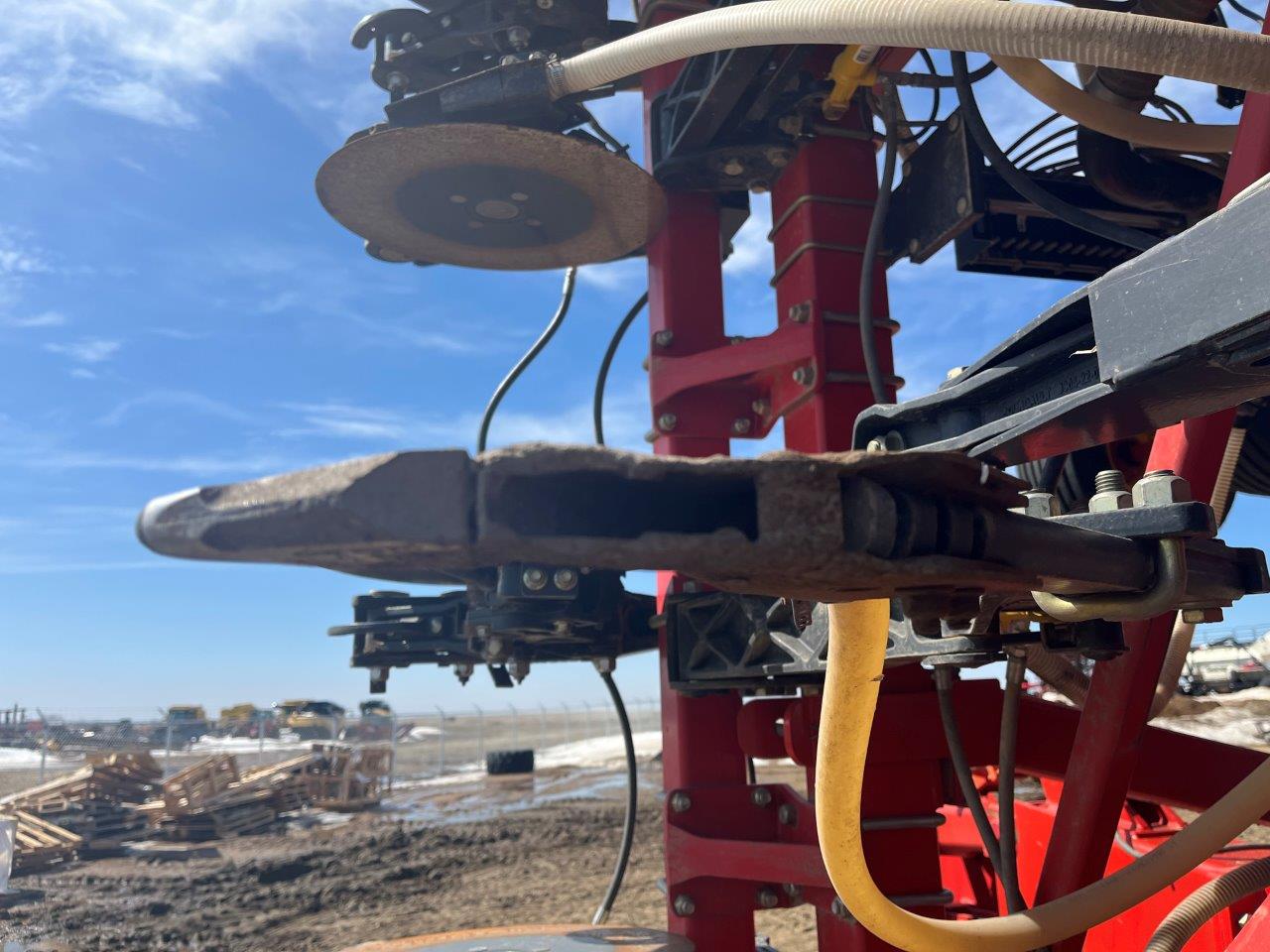 2014 Bourgault 3320QDA 76'10" Air Drill