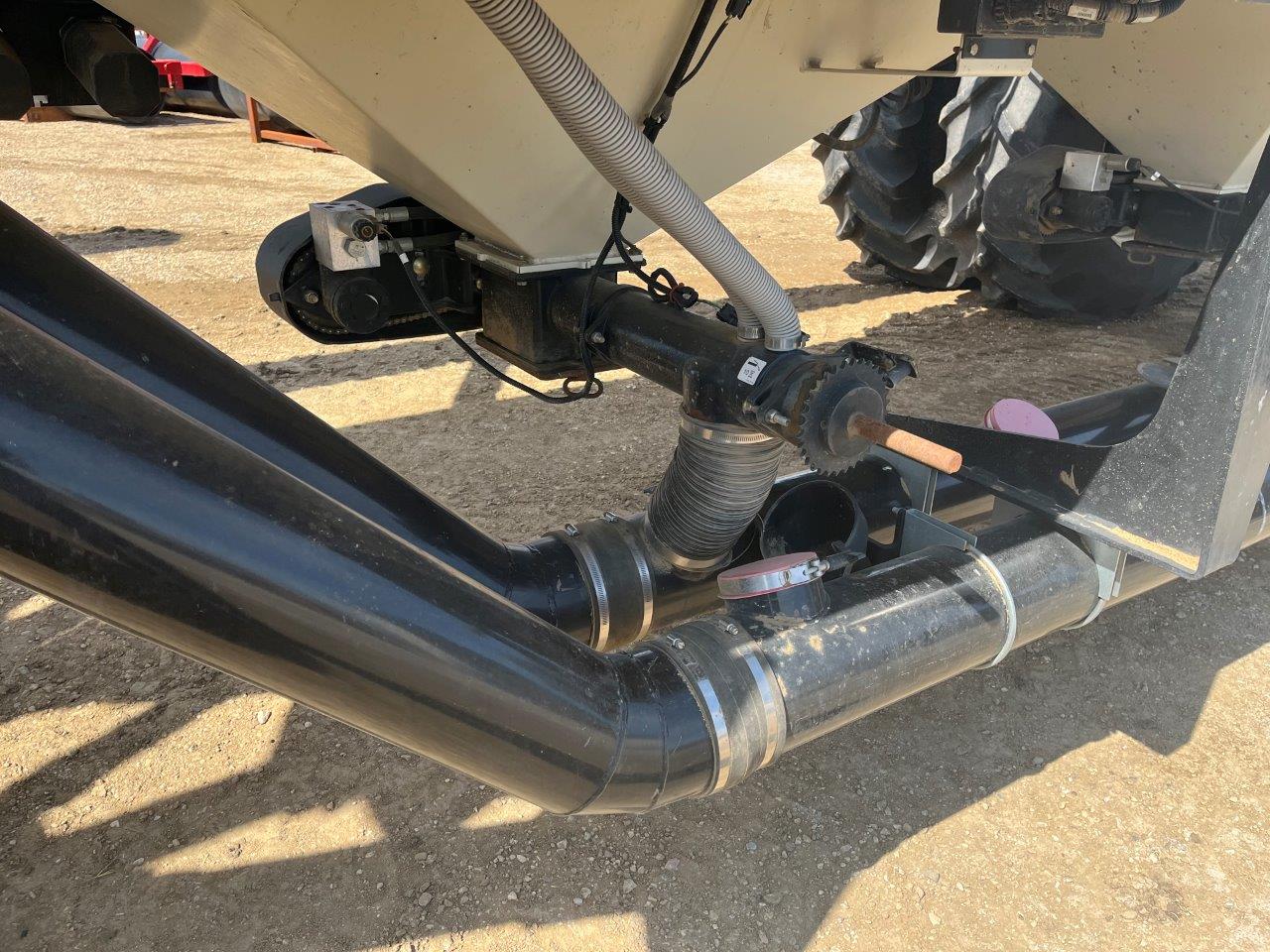 2014 Bourgault 3320QDA 76'10" w/ 7700 Air Drill