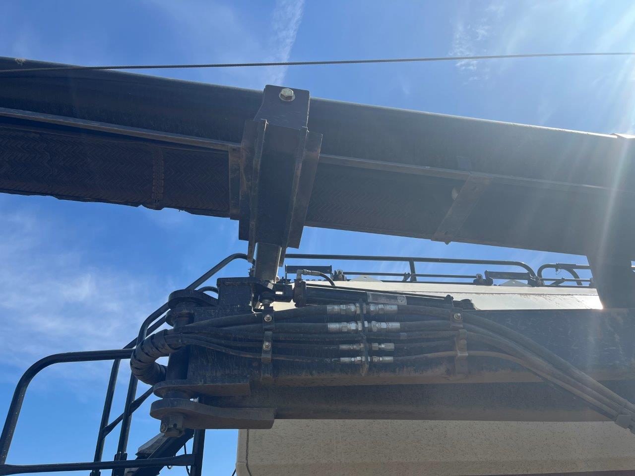 2014 Bourgault 3320QDA 76'10" w/ 7700 Air Drill