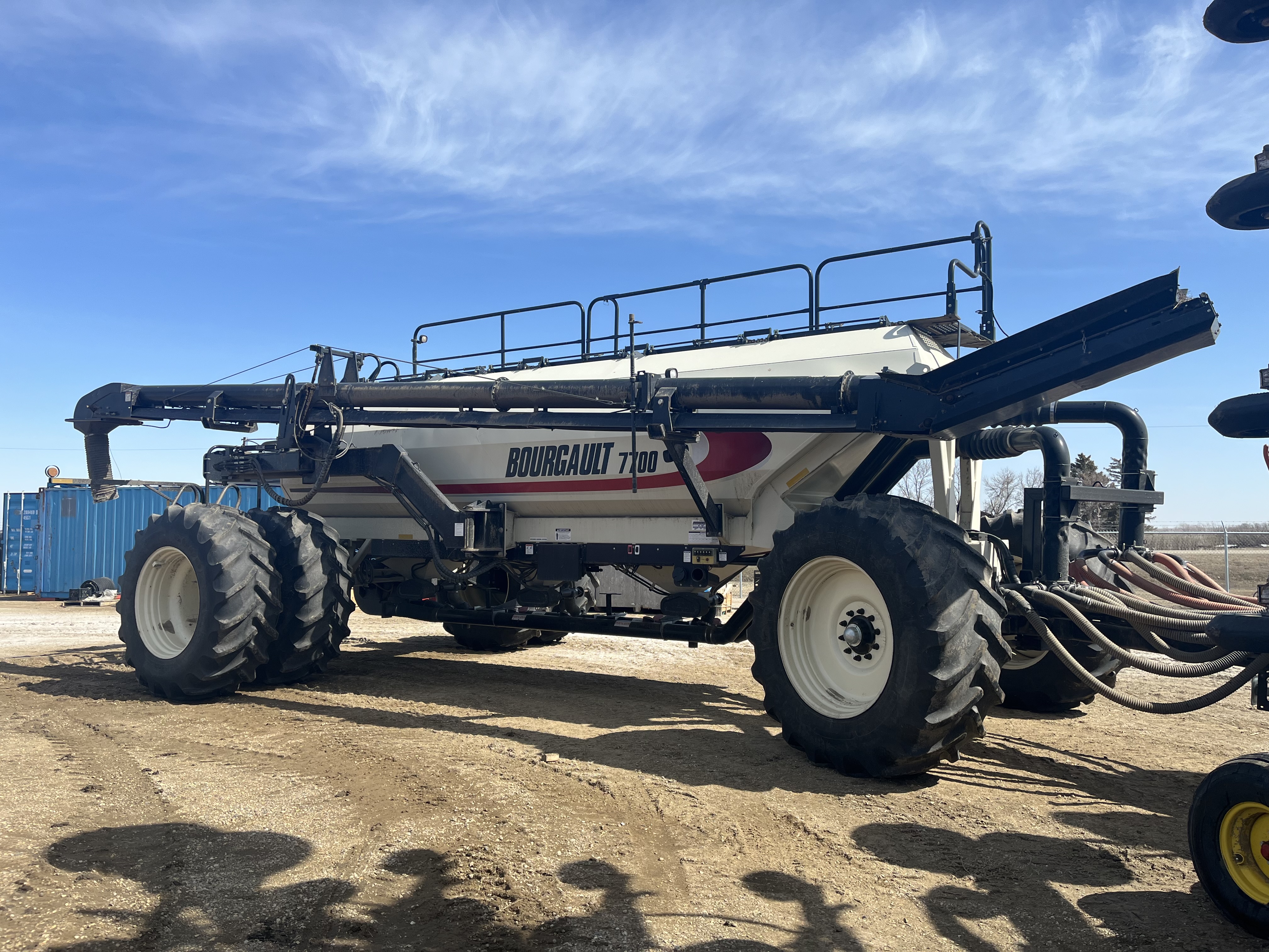 2014 Bourgault 3320QDA 76'10" w/ 7700 Air Drill