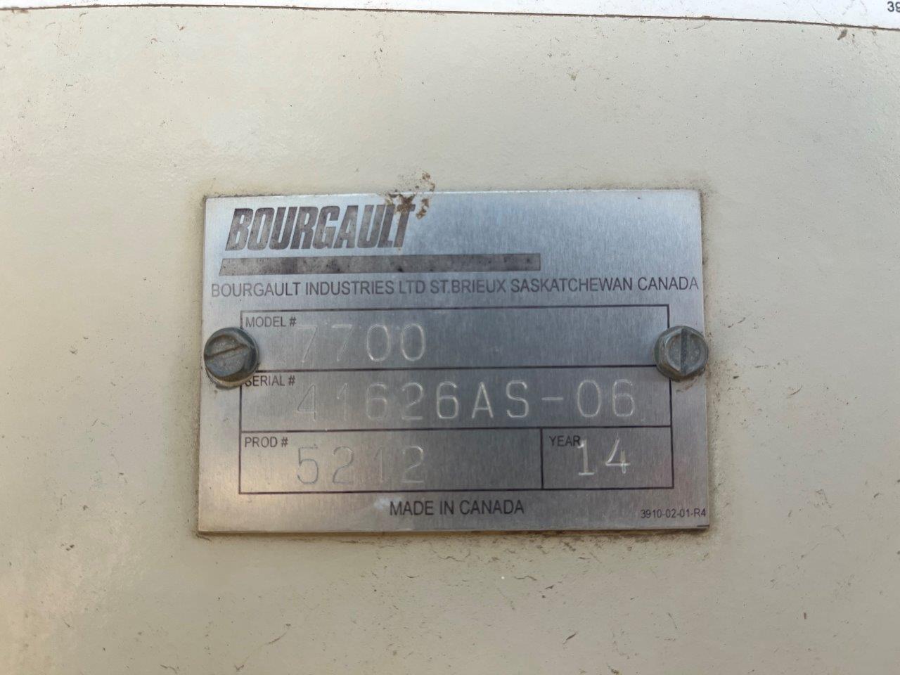 2014 Bourgault 3320QDA 76'10" w/ 7700 Air Drill