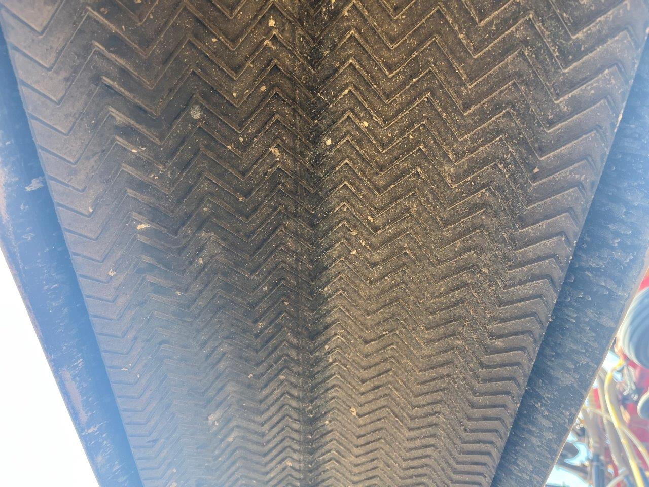 2014 Bourgault 3320QDA 76'10" w/ 7700 Air Drill