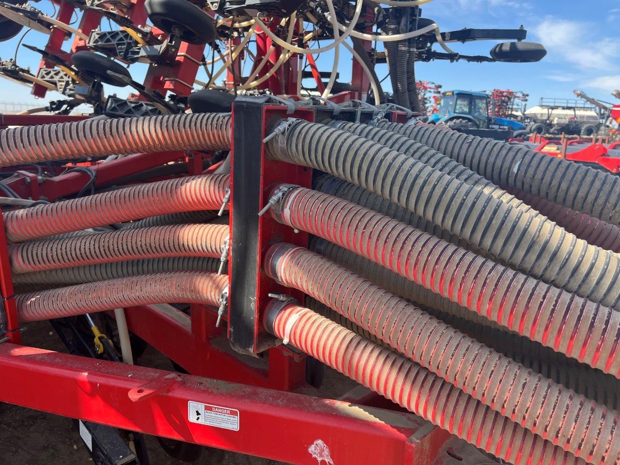 2014 Bourgault 3320QDA 76'10" w/ 7700 Air Drill
