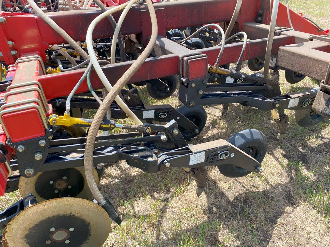 2014 Bourgault 3320QDA 76'10" w/ 7700 Air Drill