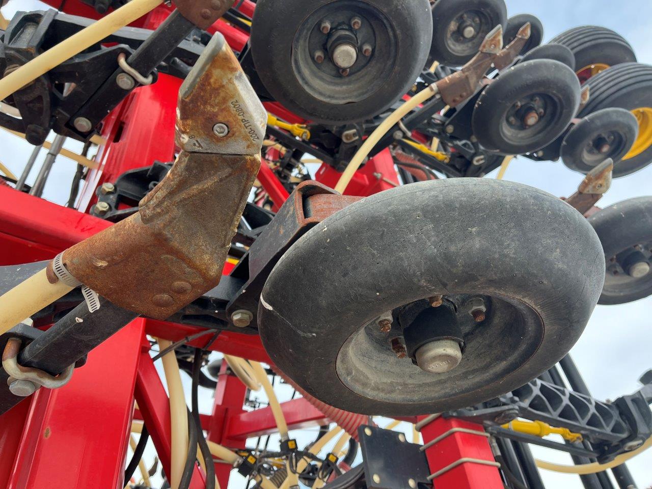 2022 Bourgault 3330SE 86'10" w 91300 Air Drill