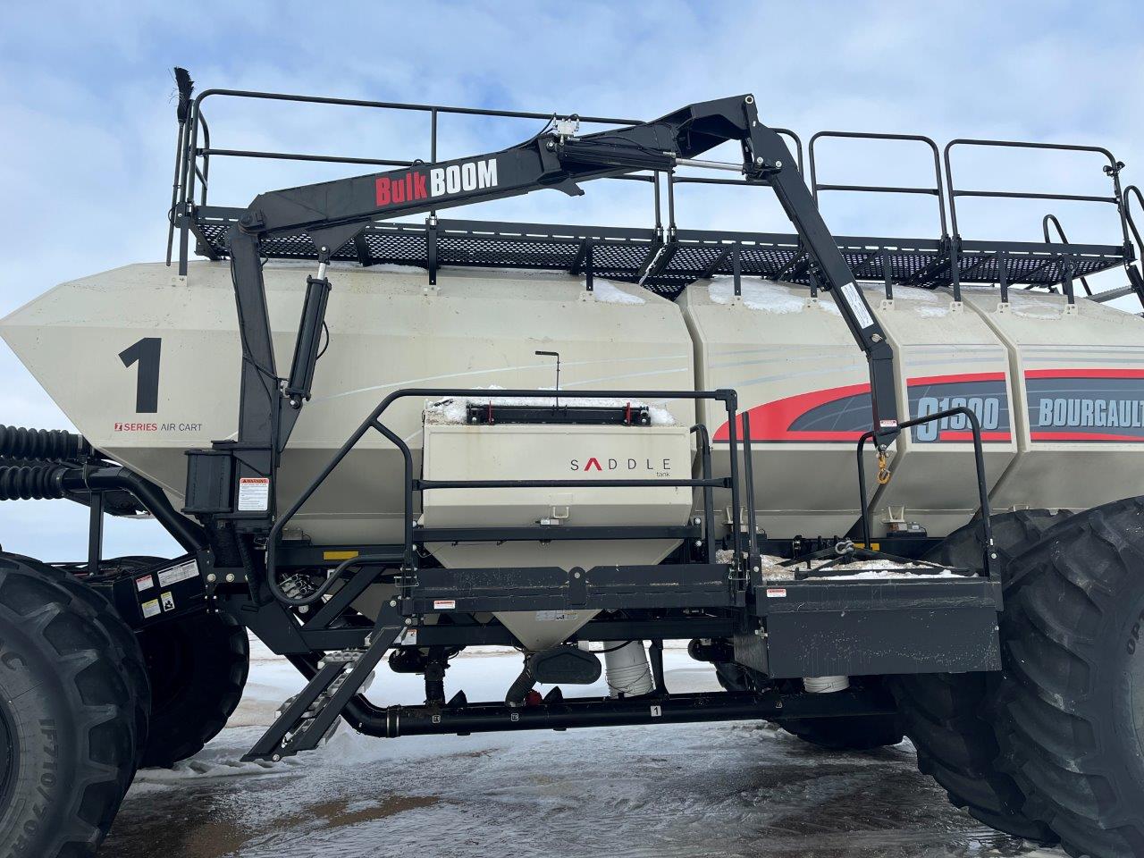 2022 Bourgault 3330SE 86'10" w 91300 Air Drill