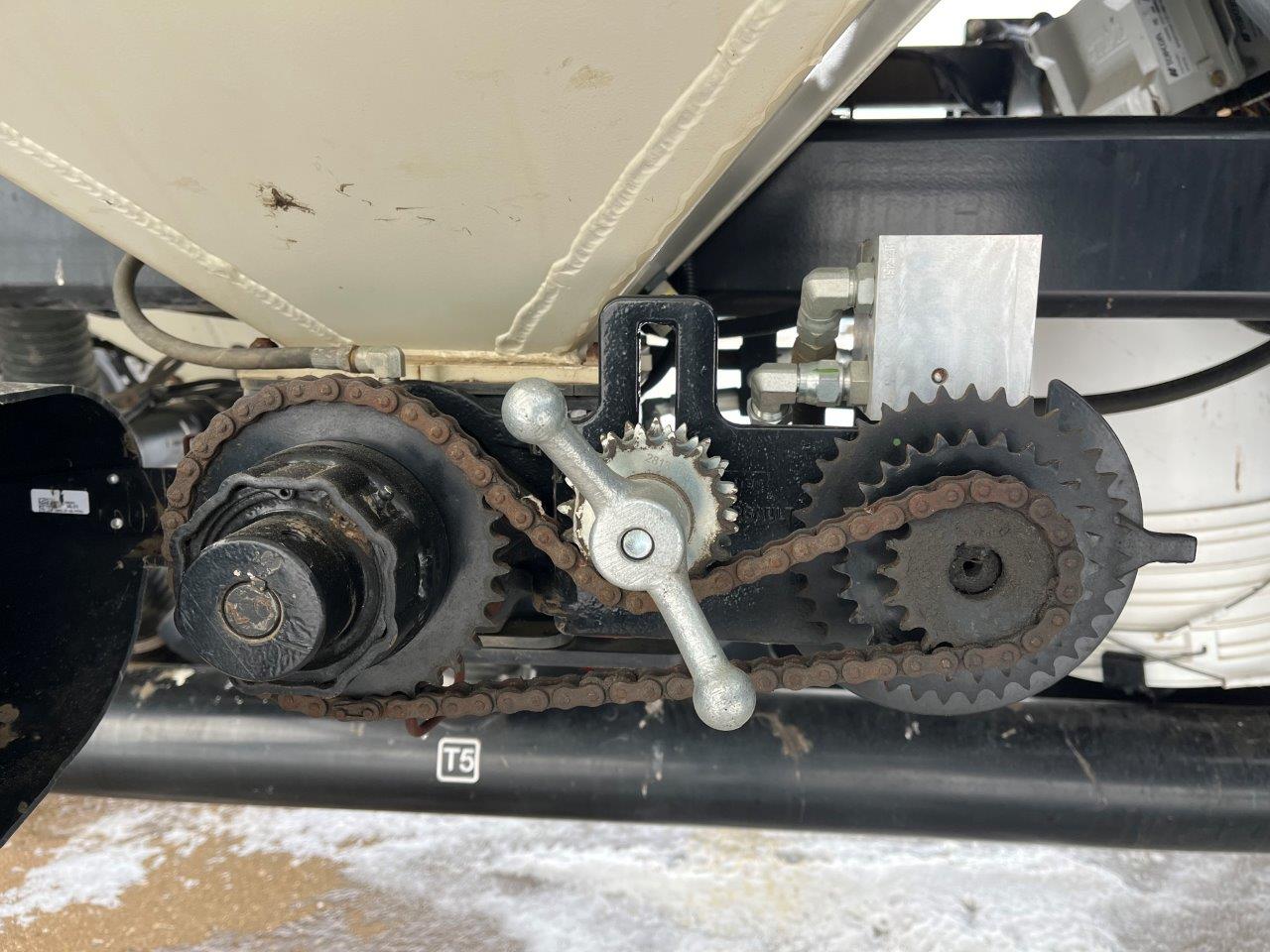 2022 Bourgault 3330SE 86'10" w 91300 Air Drill